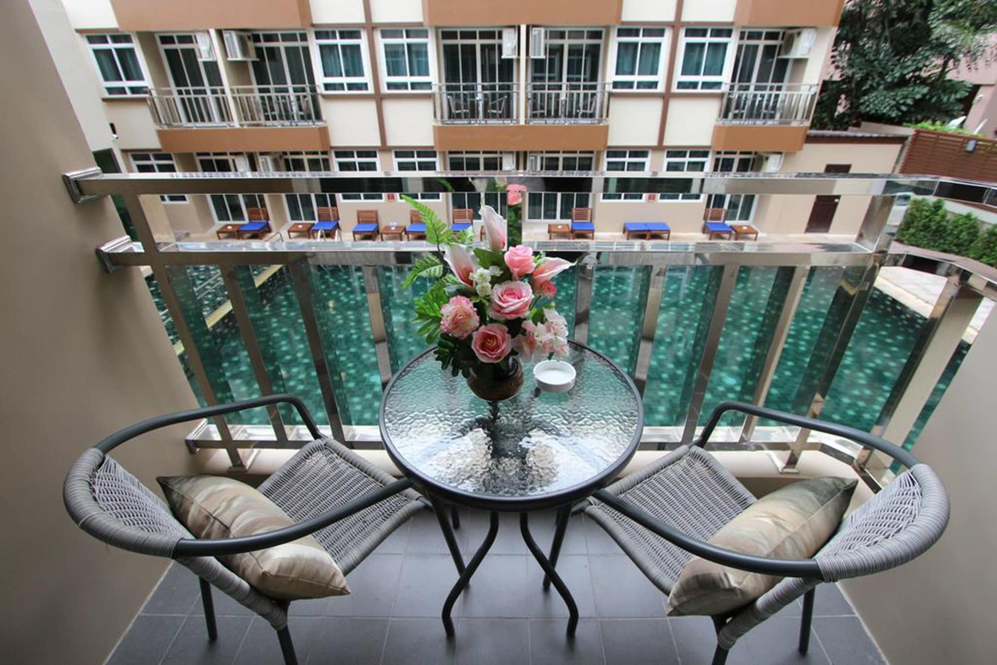 Le Bangkok Hotel Экстерьер фото